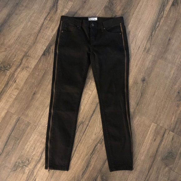 Free People Denim - Free People Levon Zipper Skinny Jean 28